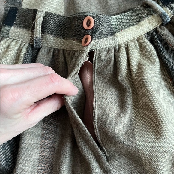 Vintage Sears Canada Junior Bazaar Plaid Skirt 70s A-Line Wool midi pockets - Picture 6 of 9